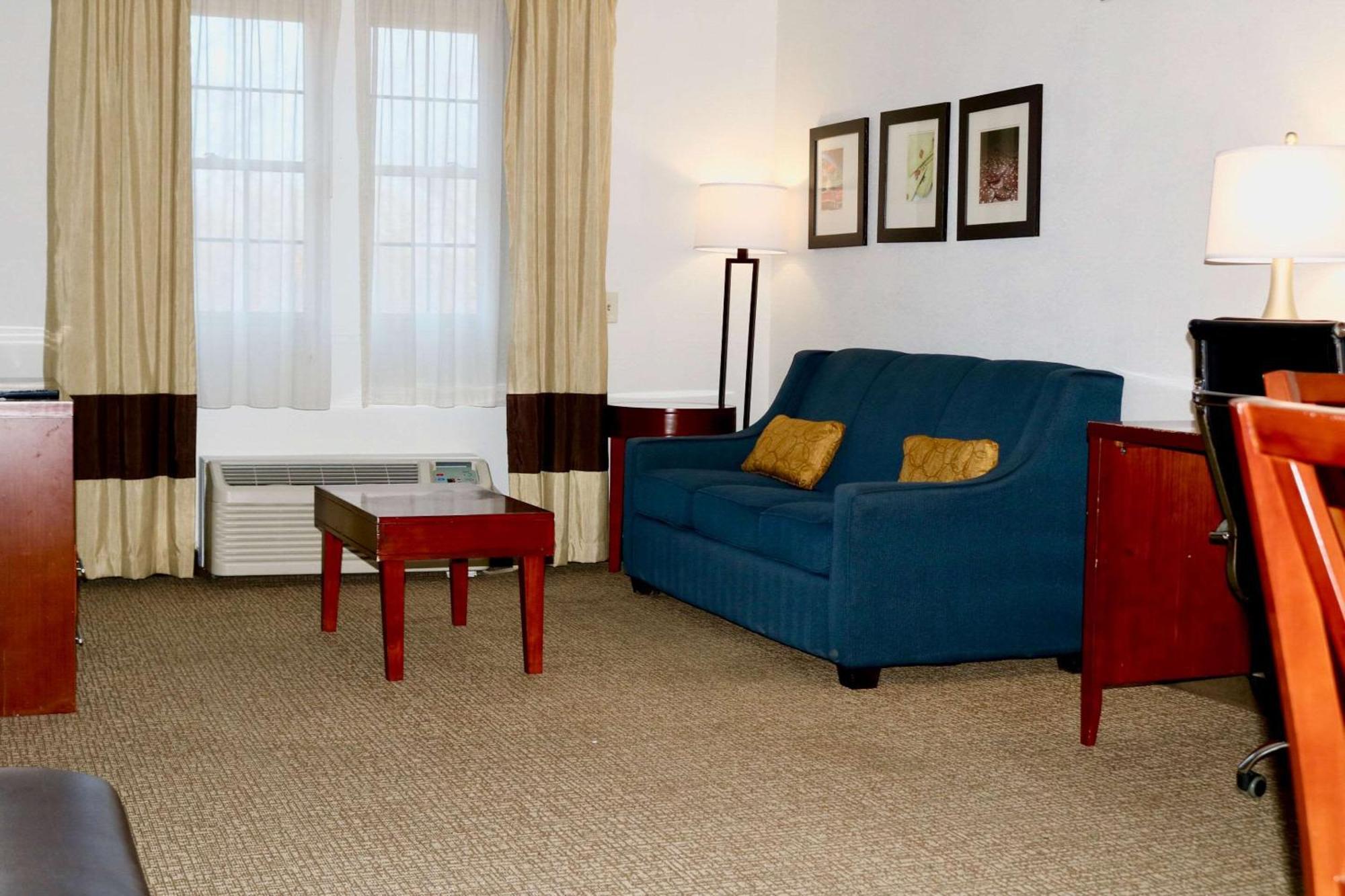 Comfort Suites Near Casinos Norwich Eksteriør bilde